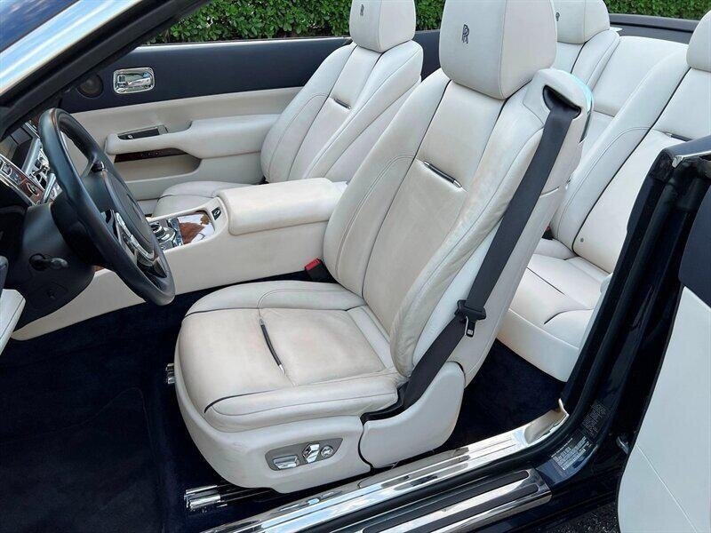 2016 Rolls-Royce Dawn 4