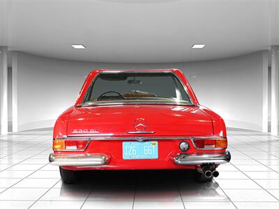 1967 Mercedes-Benz 230SL Pagoda   - Photo 3 - Boca Raton, FL 33431