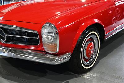 1967 Mercedes-Benz 230SL Pagoda   - Photo 10 - Boca Raton, FL 33431