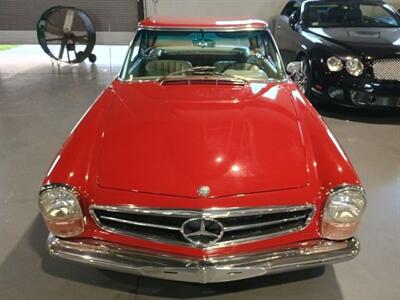 1967 Mercedes-Benz 230SL Pagoda   - Photo 5 - Boca Raton, FL 33431