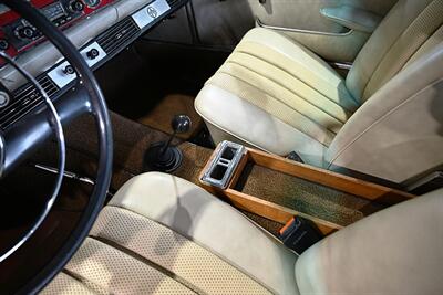 1967 Mercedes-Benz 230SL Pagoda   - Photo 28 - Boca Raton, FL 33431