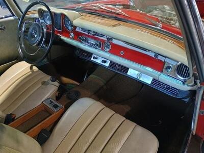 1967 Mercedes-Benz 230SL Pagoda   - Photo 3 - Boca Raton, FL 33431