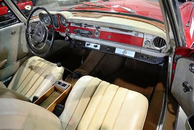 1967 Mercedes-Benz 230SL Pagoda   - Photo 21 - Boca Raton, FL 33431