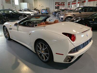 2011 Ferrari California   - Photo 3 - Boca Raton, FL 33431
