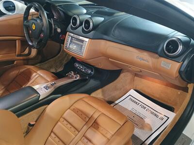 2011 Ferrari California   - Photo 33 - Boca Raton, FL 33431