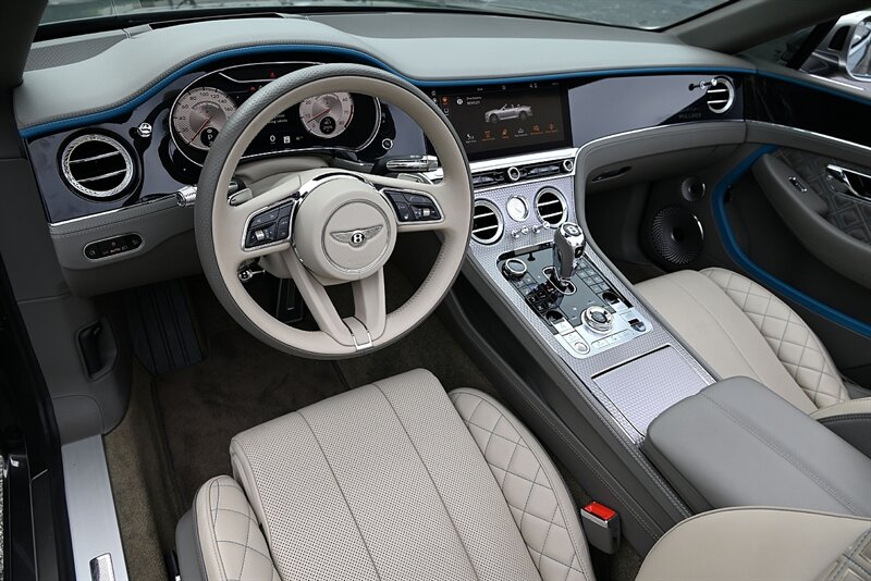 2022 Bentley Continental GTC Mulliner photo 43