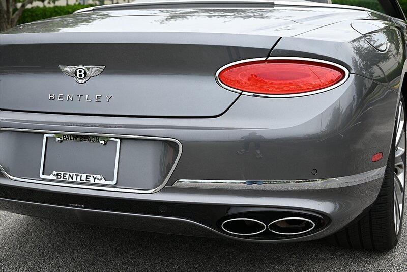 2022 Bentley Continental GTC Mulliner photo 20