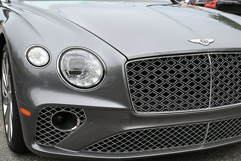 2022 Bentley Continental GTC Mulliner photo 13