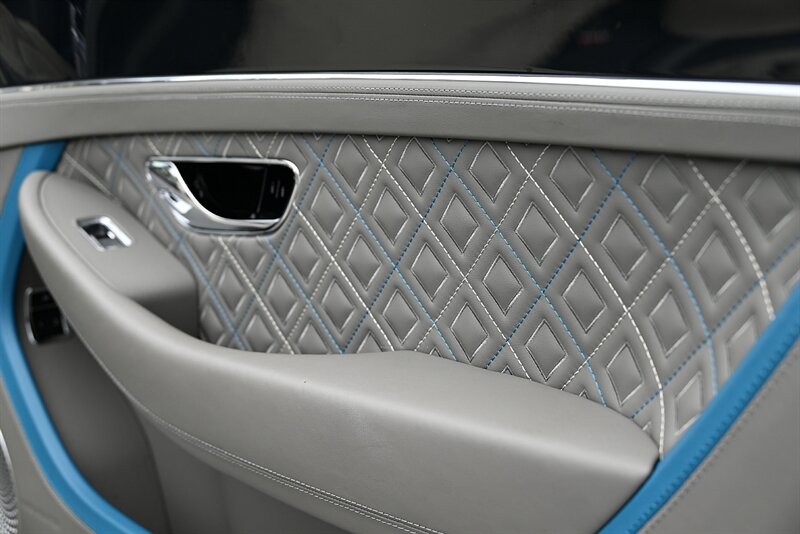 2022 Bentley Continental GTC Mulliner photo 26