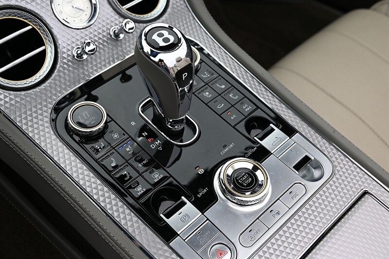 2022 Bentley Continental GTC Mulliner photo 45