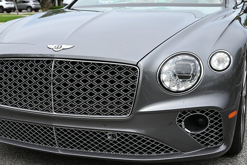 2022 Bentley Continental GTC Mulliner photo 14