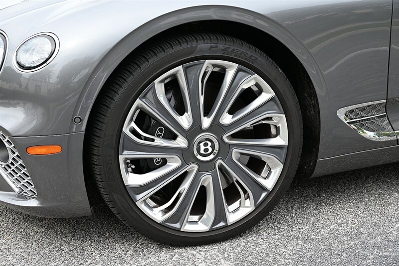 2022 Bentley Continental GTC Mulliner photo 16