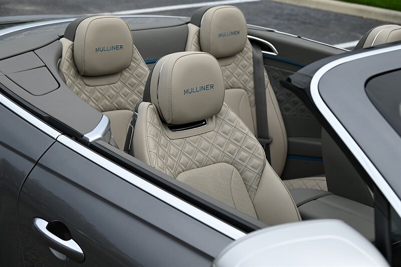 2022 Bentley Continental GTC Mulliner photo 24