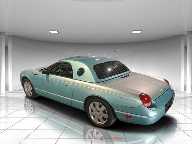 2002 Ford Thunderbird Deluxe photo 4