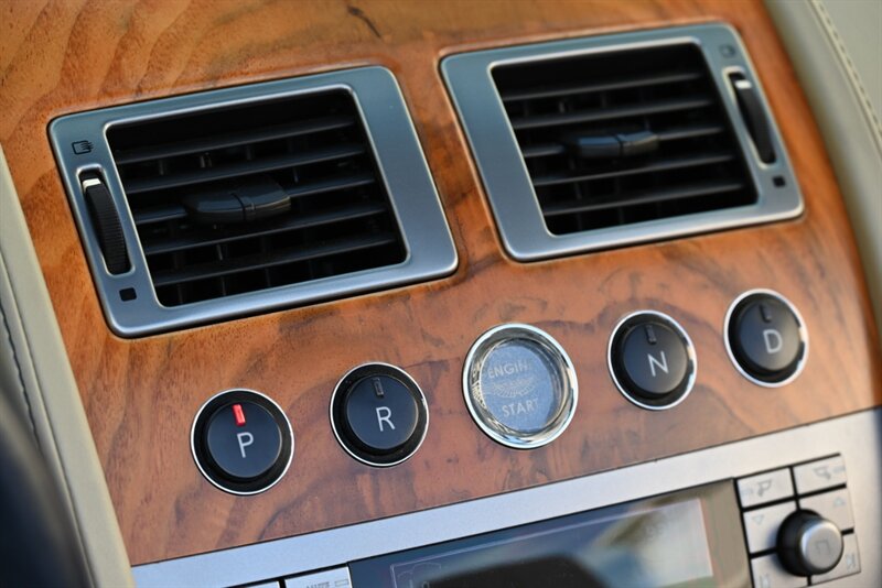 2007 Aston Martin DB9 171