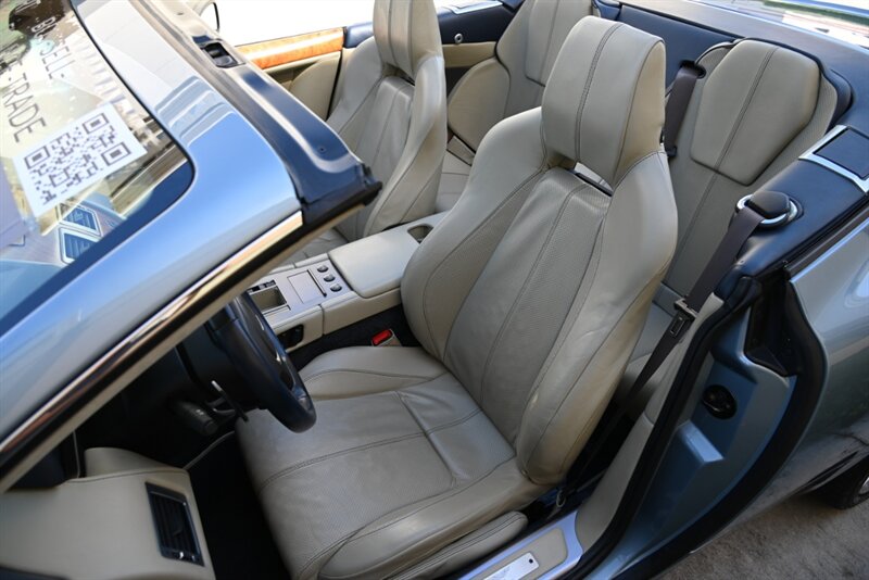 2007 Aston Martin DB9 147