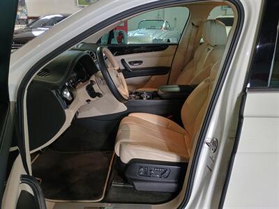 2019 Bentley Arnage BENTAYGA   - Photo 14 - Boca Raton, FL 33431