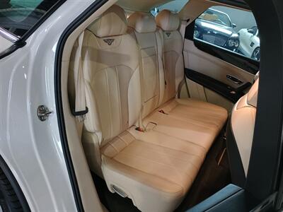 2019 Bentley Arnage BENTAYGA   - Photo 33 - Boca Raton, FL 33431