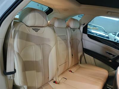 2019 Bentley Arnage BENTAYGA   - Photo 34 - Boca Raton, FL 33431