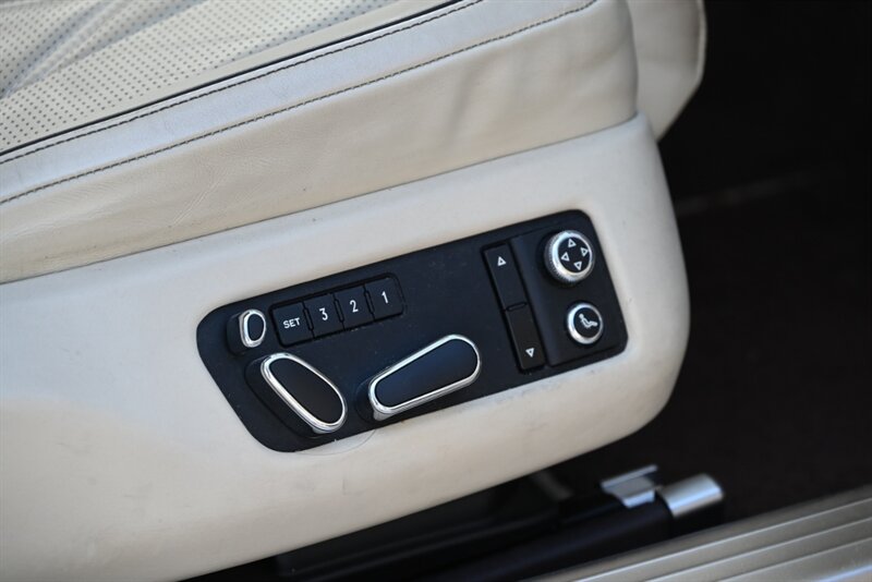 2016 Bentley Flying Spur 29