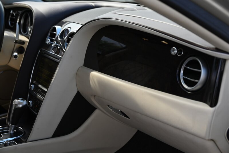 2016 Bentley Flying Spur 37