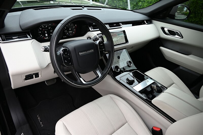 2020 Land Rover Range Rover Velar P250 R-Dynamic S photo 40