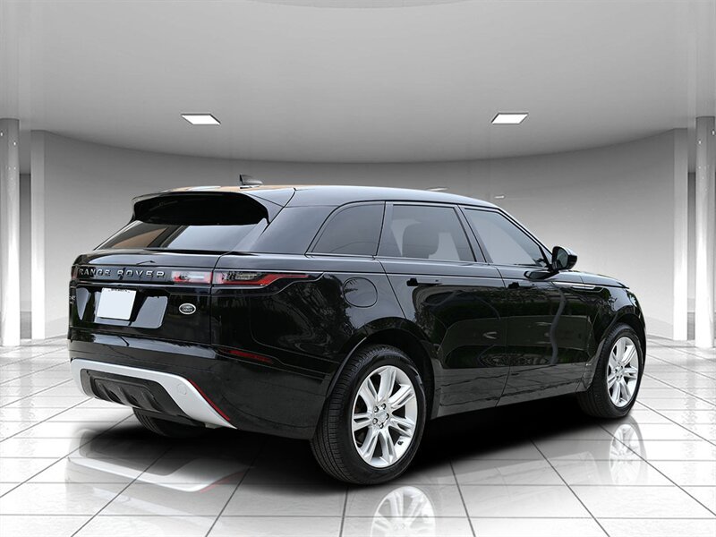 2020 Land Rover Range Rover Velar P250 R-Dynamic S photo 4