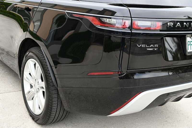 2020 Land Rover Range Rover Velar P250 R-Dynamic S photo 13