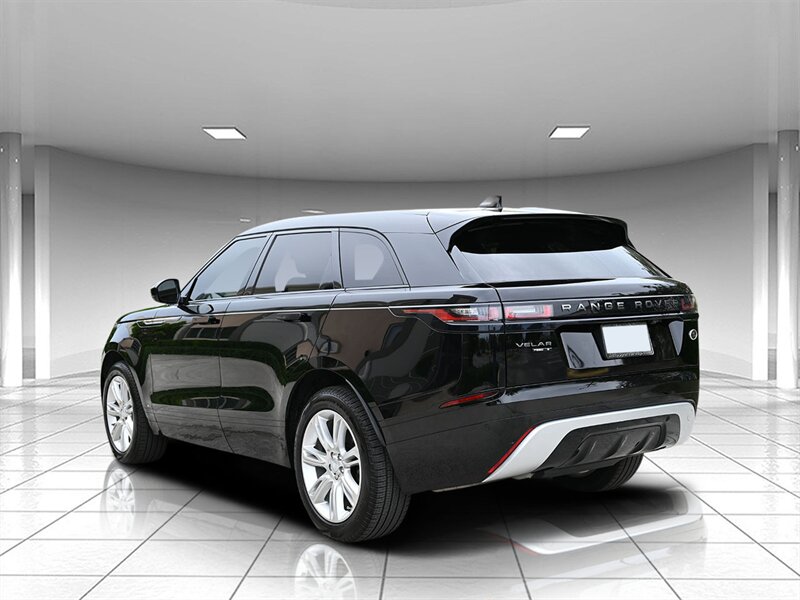 2020 Land Rover Range Rover Velar P250 R-Dynamic S photo 2