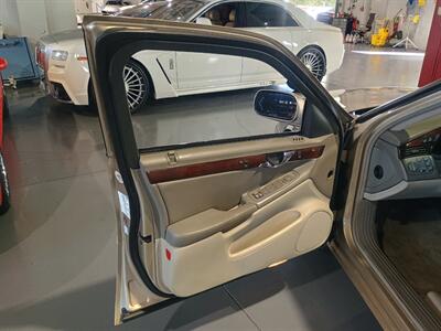 2005 Cadillac DeVille DTS   - Photo 13 - Boca Raton, FL 33431