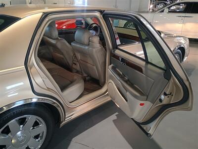 2005 Cadillac DeVille DTS   - Photo 33 - Boca Raton, FL 33431