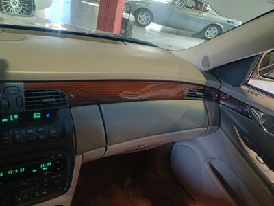 2005 Cadillac DeVille DTS   - Photo 22 - Boca Raton, FL 33431