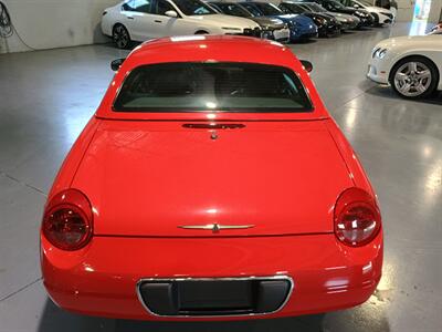 2002 Ford Thunderbird DELUXE  ONE OWNER - Photo 5 - Boca Raton, FL 33431