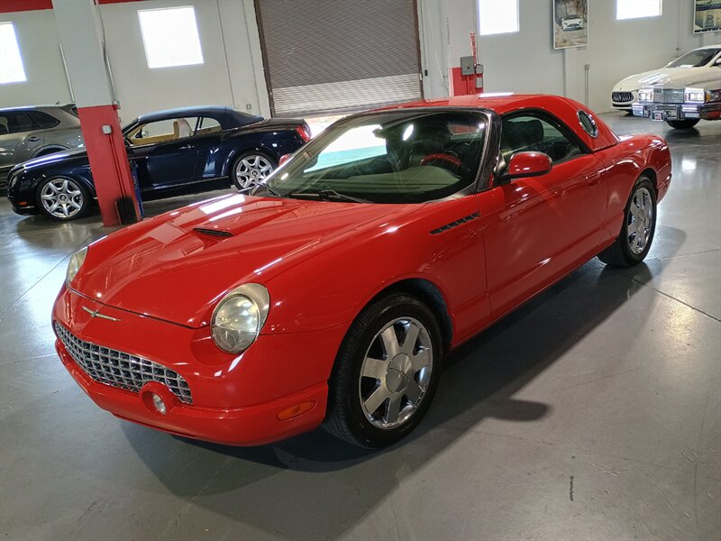 2002 Ford Thunderbird DELUXE  ONE OWNER - Photo 1 - Boca Raton, FL 33431