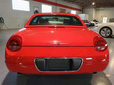 2002 Ford Thunderbird DELUXE  ONE OWNER - Photo 4 - Boca Raton, FL 33431