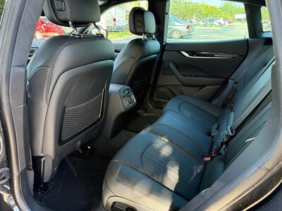 2023 Maserati Levante Modena  ONE OWNER - Photo 27 - Boca Raton, FL 33431