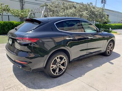 2023 Maserati Levante Modena  ONE OWNER - Photo 4 - Boca Raton, FL 33431