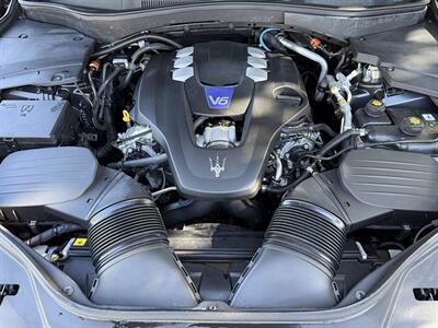 2023 Maserati Levante Modena  ONE OWNER - Photo 16 - Boca Raton, FL 33431