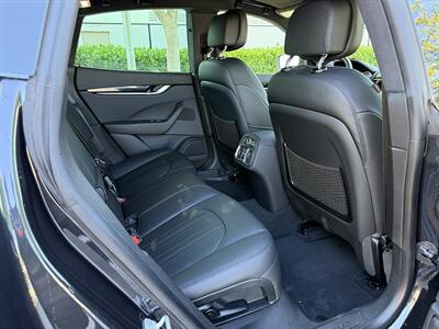 2023 Maserati Levante Modena  ONE OWNER - Photo 23 - Boca Raton, FL 33431
