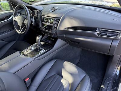 2023 Maserati Levante Modena  ONE OWNER - Photo 19 - Boca Raton, FL 33431