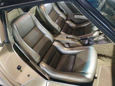 1982 Chevrolet Corvette Collector Edition   - Photo 42 - Boca Raton, FL 33431