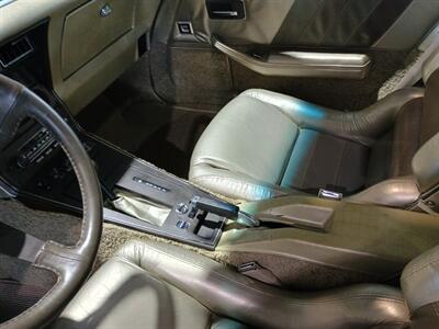 1982 Chevrolet Corvette Collector Edition   - Photo 20 - Boca Raton, FL 33431