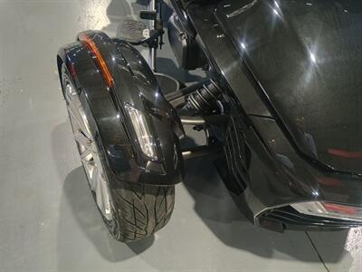 2017 Cam AM Spyder F3 Limited ONE OWNER - Photo 12 - Boca Raton, FL 33431