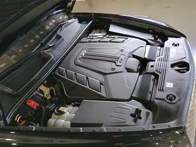 2023 Bentley Bentayga V8   - Photo 43 - Boca Raton, FL 33431
