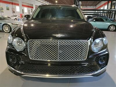 2023 Bentley Bentayga V8   - Photo 8 - Boca Raton, FL 33431