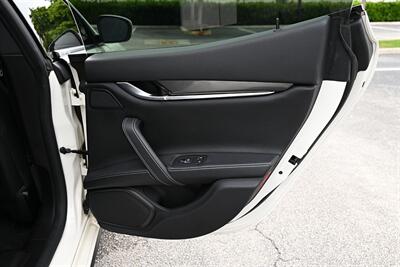2019 Maserati Ghibli SQ4  ONE OWNER - Photo 27 - Boca Raton, FL 33431