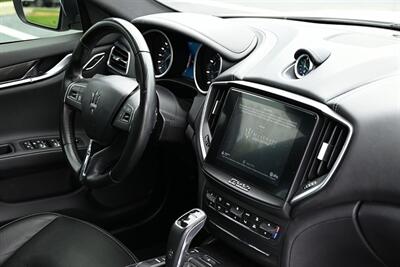 2019 Maserati Ghibli SQ4  ONE OWNER - Photo 25 - Boca Raton, FL 33431