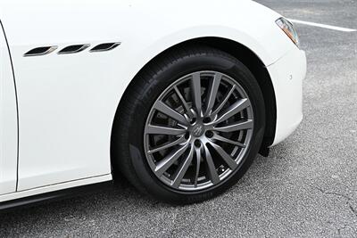 2019 Maserati Ghibli SQ4  ONE OWNER - Photo 20 - Boca Raton, FL 33431
