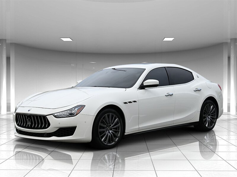 2019 Maserati Ghibli SQ4 ONE OWNER - Photo 1 - Boca Raton, FL 33431