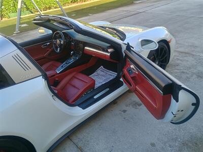2018 Porsche 911 Targa 4S  ONE OWNER - Photo 37 - Boca Raton, FL 33431